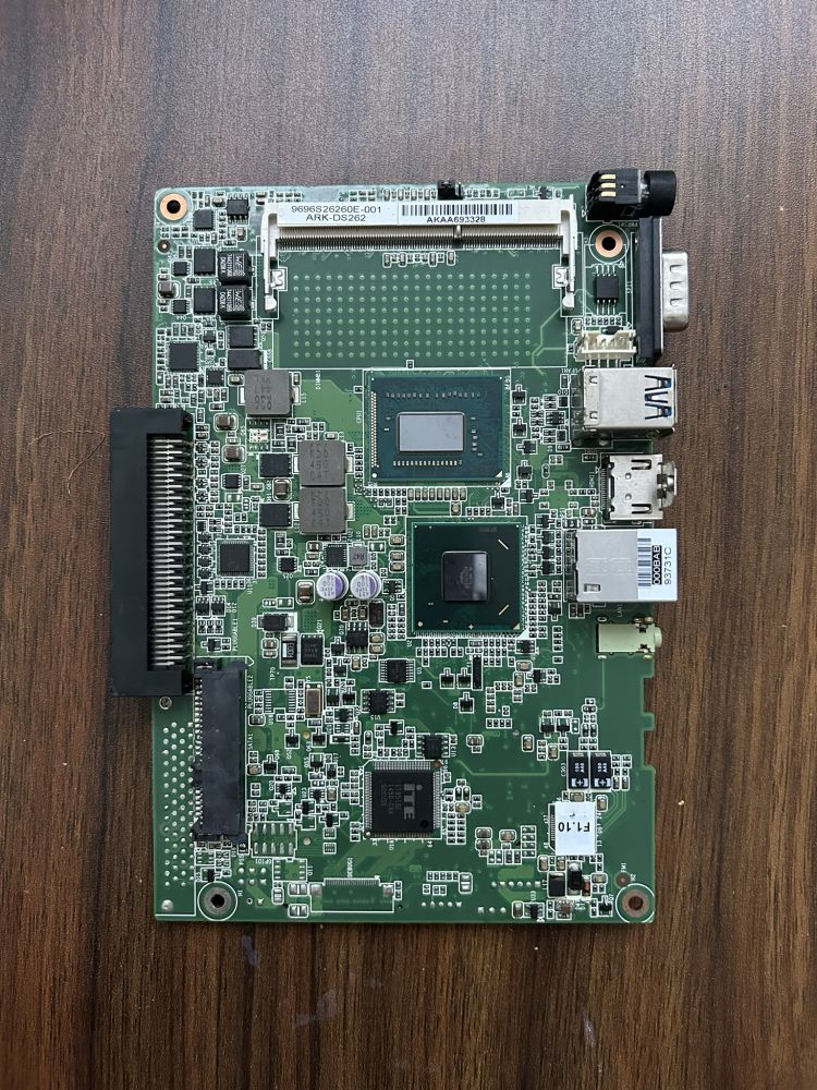 ARK-DS262